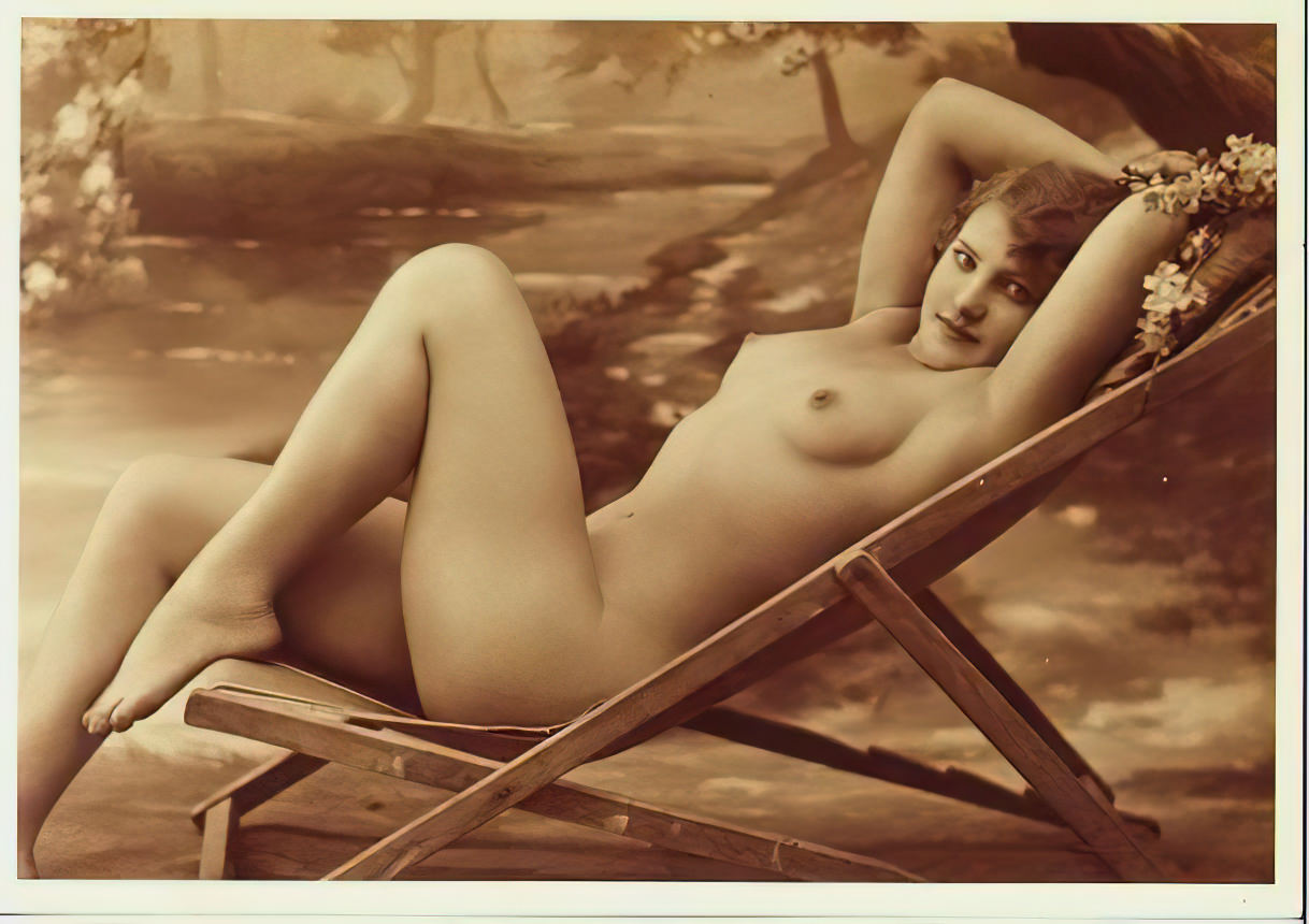 Femme nue vintage